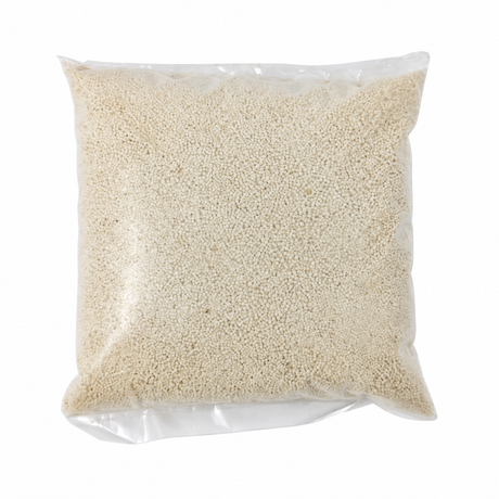 Aklui small-grain corn porridge granules in a clear bag